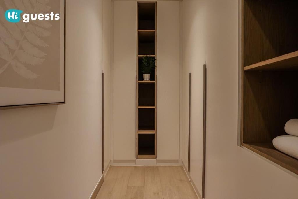 Higuests - Beachfront Living Stunning 4 Bedroom With Maid's Apartment