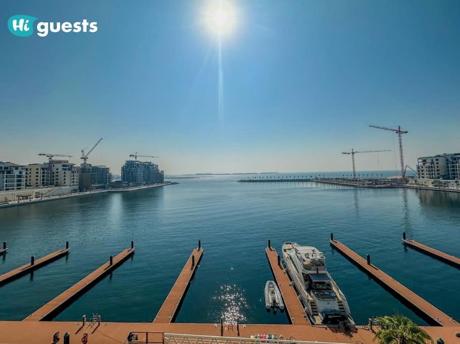 Higuests - Beachfront Living Stunning 4 Bedroom With Maid's Apartment Dubai
